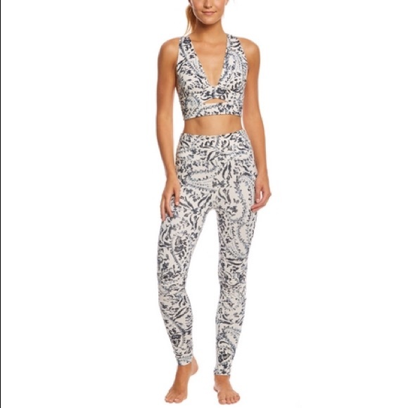 Free People Pants - • NWOT Free People Leggings •